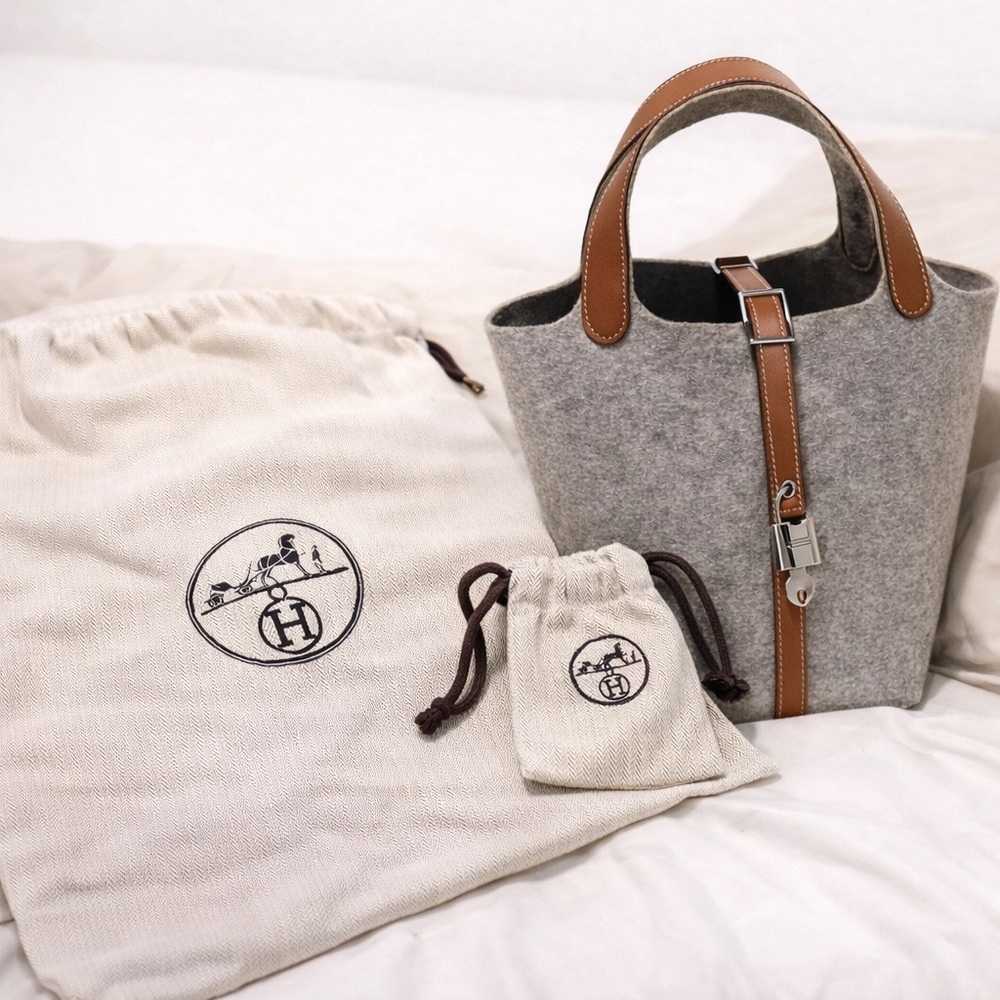 Hermès Felt Picotin with Gold Leather Trim – Full Dustbags & 2 Keys